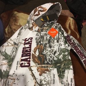 Cabela’s Sweatshirt New w/Tags